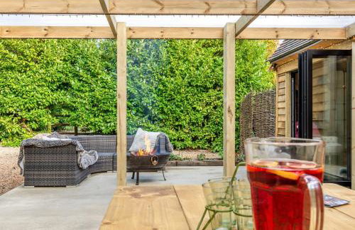 Old Shires Barn - Photo 33