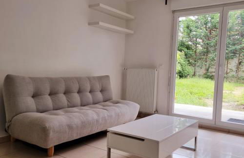 T2 Paris Disneyland Jardin Parking - Foto 8