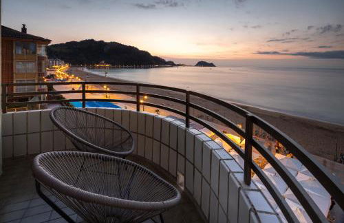 Zarautz Beach with parking by Aston Rentals - Foto 1