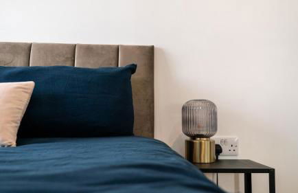 Stunning Riverside View Apartment, near Canary Wharf & O2 - Photo 36