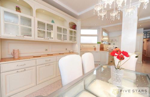 Le Majestic Promenade - Five Stars Holiday House - Foto 19