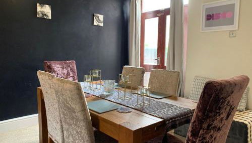 Beautifully Styled 2BR Home with Garden - Foto 5