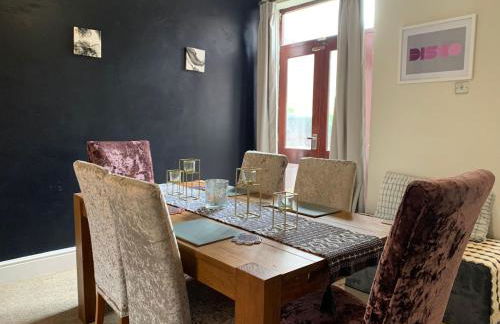 Beautifully Styled 2BR Home with Garden - Foto 5