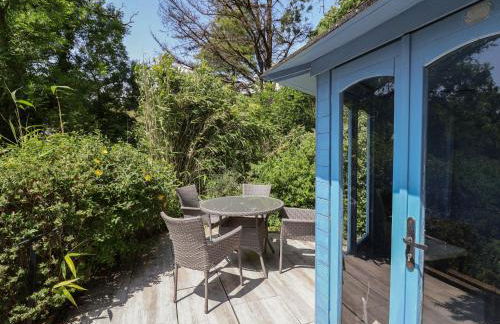 Upper Cottage - Photo 50