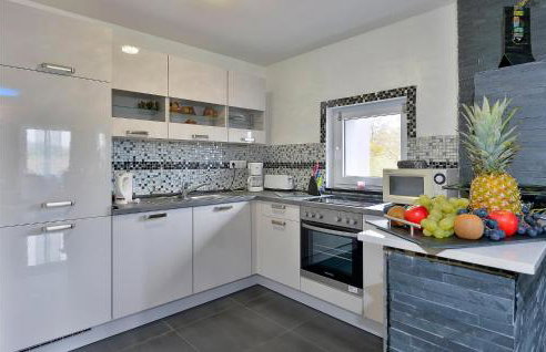 Nice Home In Zadoborje - Foto 5