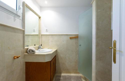 Frontline beach ground floor apartment - Los Monteros Palm Beach - Photo 31