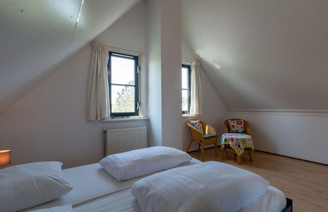 Beautifully Situated Luxury Villa on the Water - Foto 26