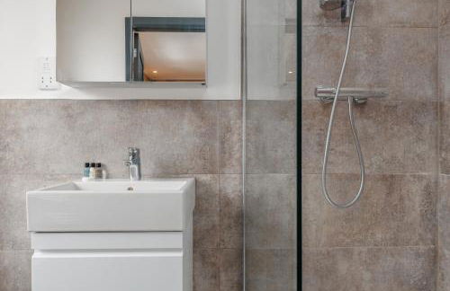 Chalice Close by Grandeur Property - Foto 18