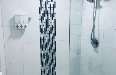 Lovely rental unit with independent entrance apt # 1 - Foto 8