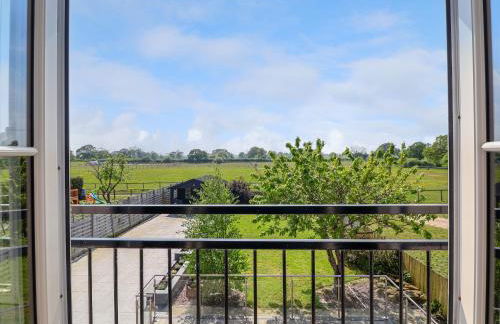 Dolly's House - Photo 43