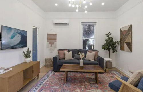 Cozy 1 BR Casita Overflowing with Natural Light - Foto 7