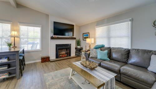 Lovely Morehead City Home with Fire Pit and Gas Grill - Foto 5