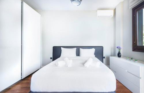 Iconic PRIVE beachfront villa Mola Kaliva - Foto 18