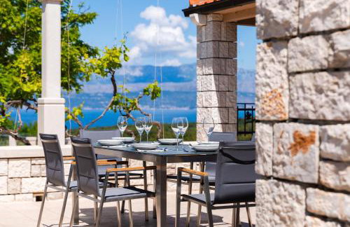 VILLA AGAPE - Three bedroom villa on 15k m2 olive grove - Incredible 360 view - Free parking - Private pool and jacuzzi - Foto 35