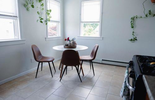 Rainforest Retreat 20m to NYC Parking Sleeps 25 - Foto 20