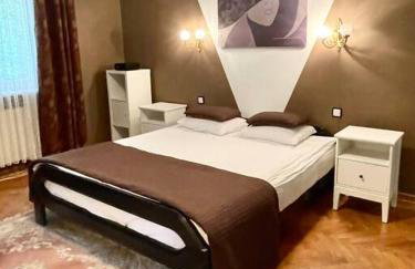 Beautiful villa with garden in Milanówek - Foto 14