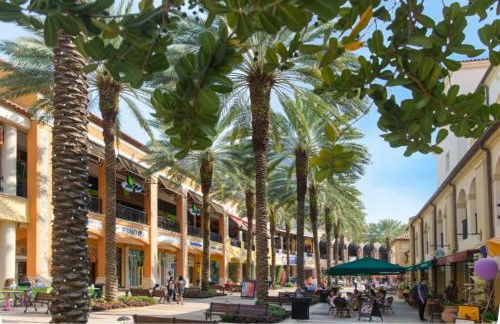 Nini's Cottage - Family-Friendly Pool Days and Cabana Nights Await - Foto 22