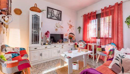 Casa Rural Al Sol de las Ruinas con piscina privada junto al pueblo viejo de Belchite - Foto 4