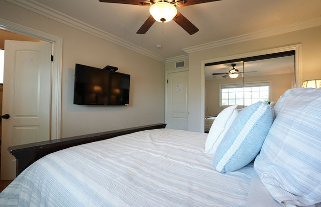 Highly Upgraded, 5 Bed, 4.5 ba, New Pool W/jacuzzi, 1/2 Mile Walk to Disney - Foto 10