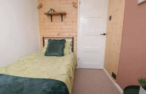 Steam and Stay Hoole - Photo 20