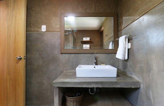 w Majestic 3BR House in Villa Sagrado - Foto 50