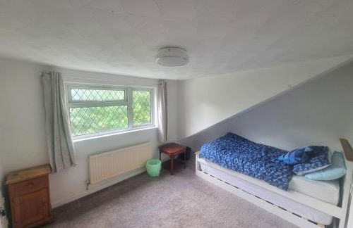 3 Bedroom House Ideal for Work Family Short or Long Term Stays Easy Access to Manchester Oldham Halifax Bury - Foto 46