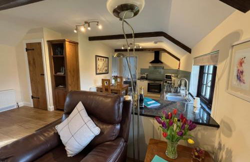 Maple & Beech Barns - Photo 26