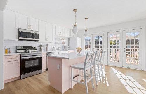 2Linkd Suites, 6BR Ensuite, Slps16, Pool&Spa, Gated - Photo 4