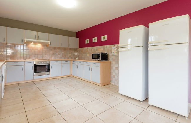 Spacious Retreat by Lake - Photo 12