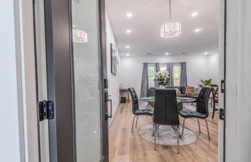 Luxury Haven near Dwtn, Med CTR, with Fast Free WiFi, Parking - Foto 8