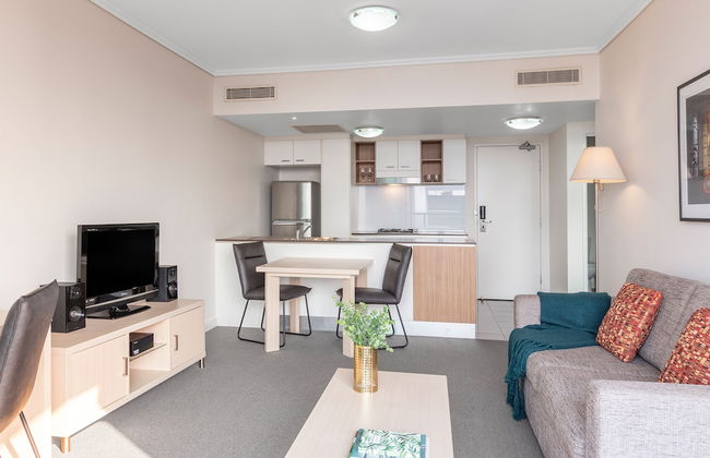 Oaks Brisbane on Charlotte Suites - Photo 29