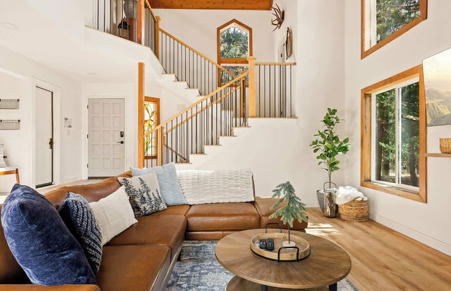 The Fancy Fox Stunning 4 BR Retreat, Min to Lake - Foto 21