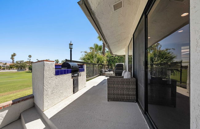 Golf Course-front Views, Pool+hot Tub, Patio Modern Edgy House by Avantstay - Foto 20