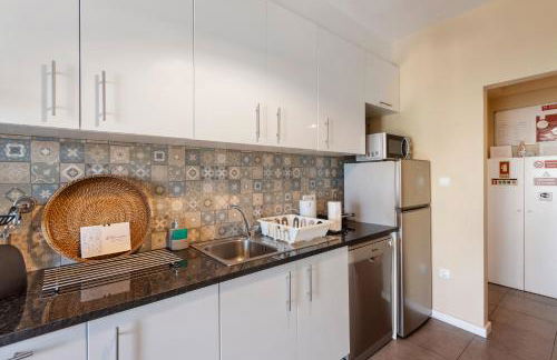 Destiny Oporto - Foto 7