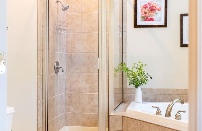 Highland Hideaway by Avantstay Group Poconos Retreat w Patio Game Room - Foto 28