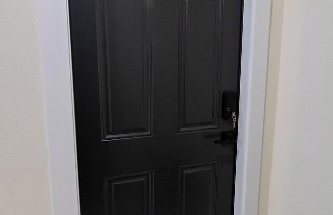 Dollhouse Downtown - Photo 43