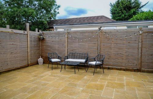 Luxury 5 Star apartments, Parking, Garden, near Metro Stations 10-15mins to London - Foto 5