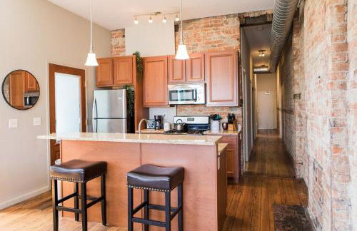 The Reserve - Heart of OTR 2 Bed Suite w/Views - Foto 3