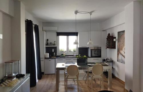 Minimal apartment by the beach - Foto 10