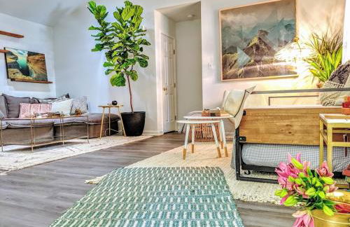 RARE Downtown Matthews walk 2 shops restauraunts hike CLT 2 Bedroom not 3br - Foto 17