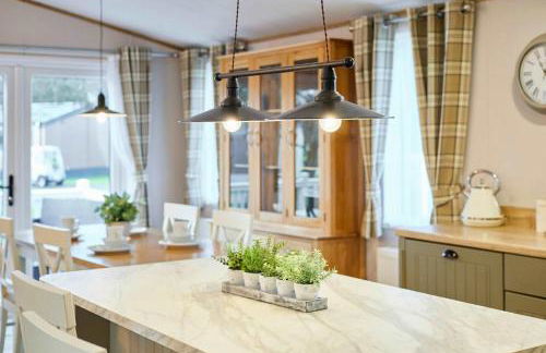 Cherry Lodge with Hot Tub - Foto 4