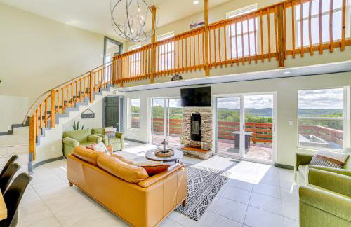 Lake Taneycomo Views Family-Friendly Cabin! - Foto 1