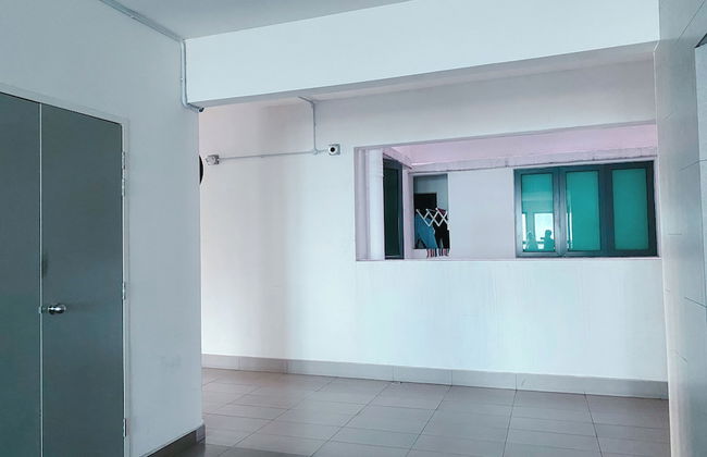 Comfy 3-Bedrooms Apartment at Meritus Residensi - Foto 4