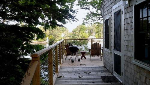 Pet Friendly Cottage with Stunning Views in Boothbay Harbor, Maine - Foto 3
