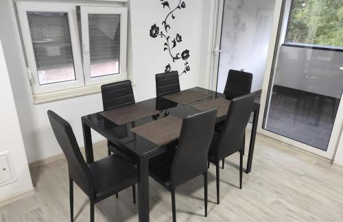 Lika Relax and Party House with sauna, jacuzzi and outdoor heated swimming pool - Foto 105