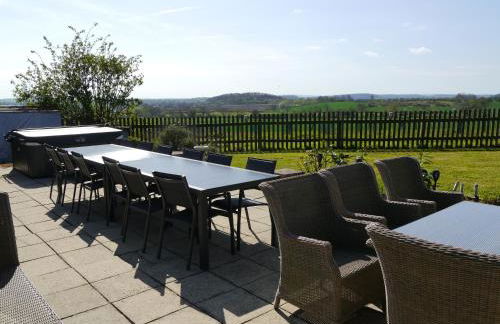 South View Country House Sleeps 12 - Hot Tub - Views - Foto 16