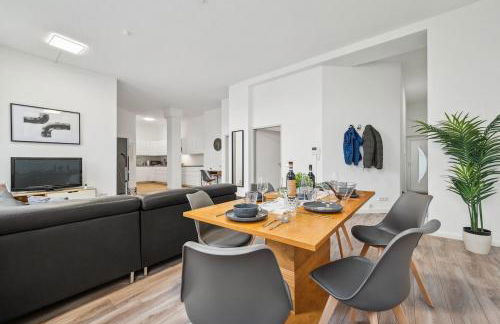 Yello Homes - Loft - Airport & Messe 6 Betten & Wifi - Foto 5