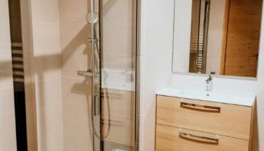 Bel appartement 3 pièces, 62 m2, 2 à 6 personnes, très calme - Foto 5, Shower