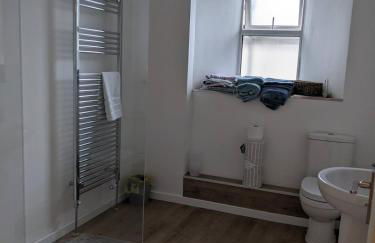 Flat over craft & wool shop! Pwllheli town centre - Foto 17