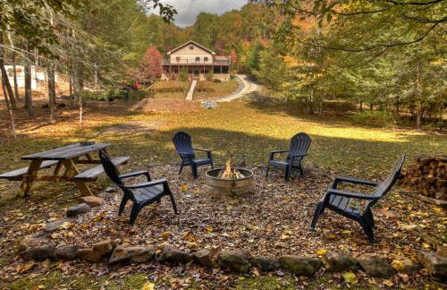 The Chariot - Creek Front with HotTub, Fire Pits, Billiards, EV Charger - Sandalwood Stays - Foto 40